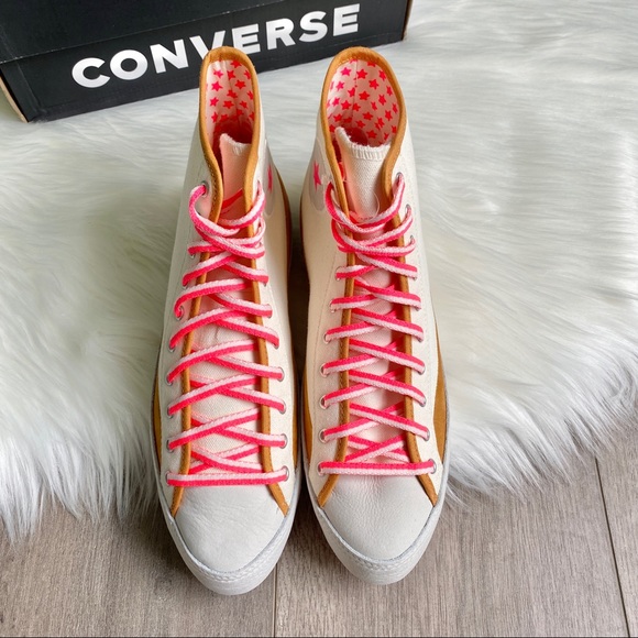 NWT Converse Chuck Taylor All Star Sasha Hi Top - Picture 2 of 8
